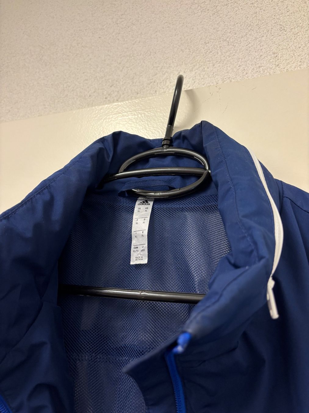Adidas Giacche: Adidas Regenjacke – Nuovo (secondo la descrizione) da Zürich venduto da mc_mike77 3