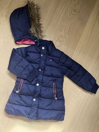 Fast wie neu! Hübscher Wintermantel Mädchen Grösse 104/110