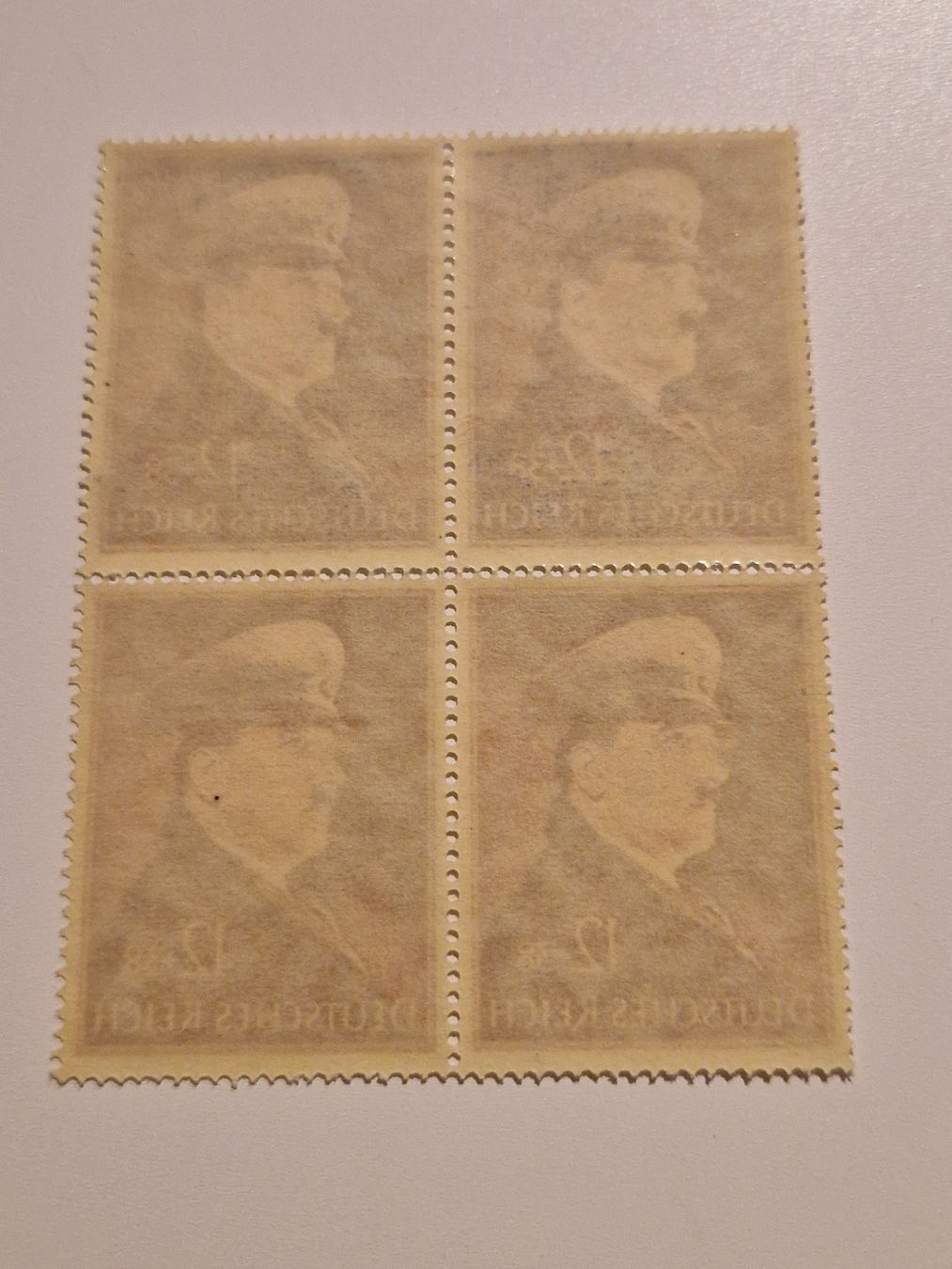 Tous les timbres: Deutsches Reich Briefmarken Adolf Hitler Block postfrisch – Neuf (Voir description) à St. Gallen par Enrico_SG 1