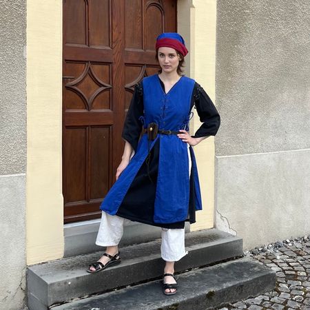 Kostüm Verkleidung Mittelalter Burgfräulein A2 (Grösse 2)
