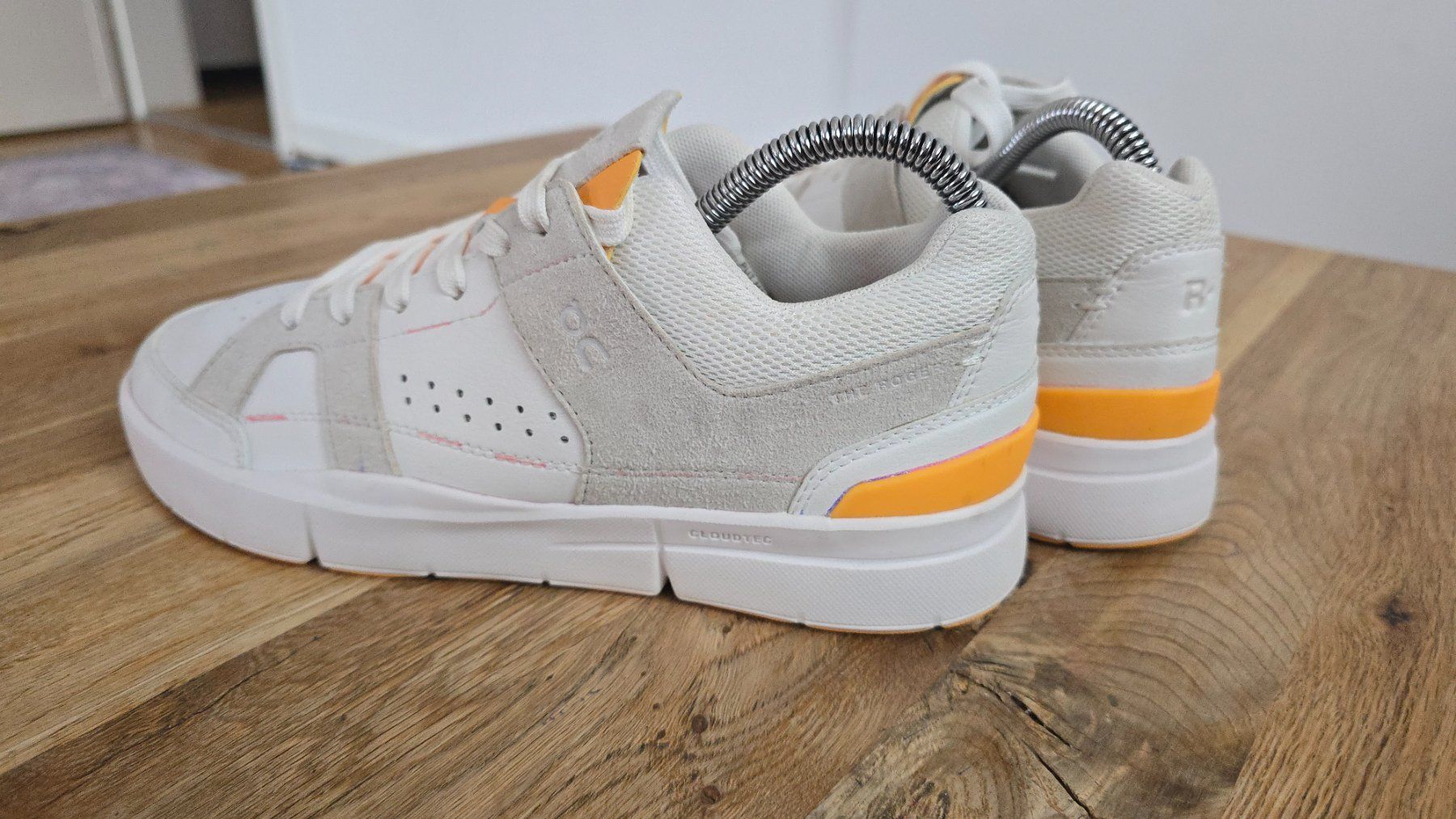 On Damenschuhe: ON the Roger EU 38.5 – Gebraucht aus Wallisellen von theblacksheep 5