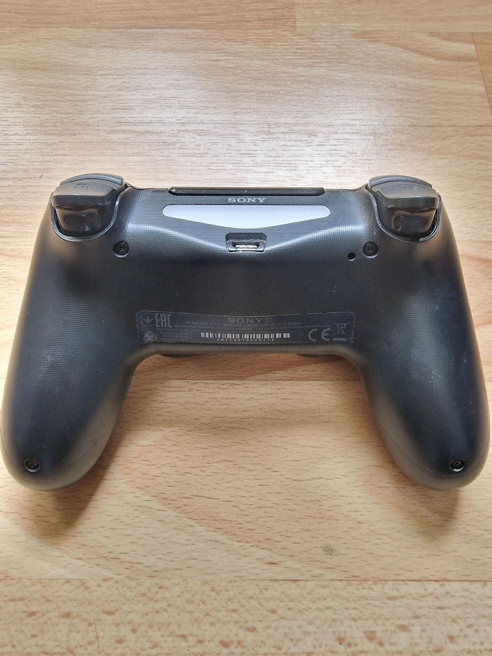 Controller: Sony PlayStation 4 DualShock 4 Controller schwarz gut – Gebraucht aus Fahrwangen von luk_bhw7 2