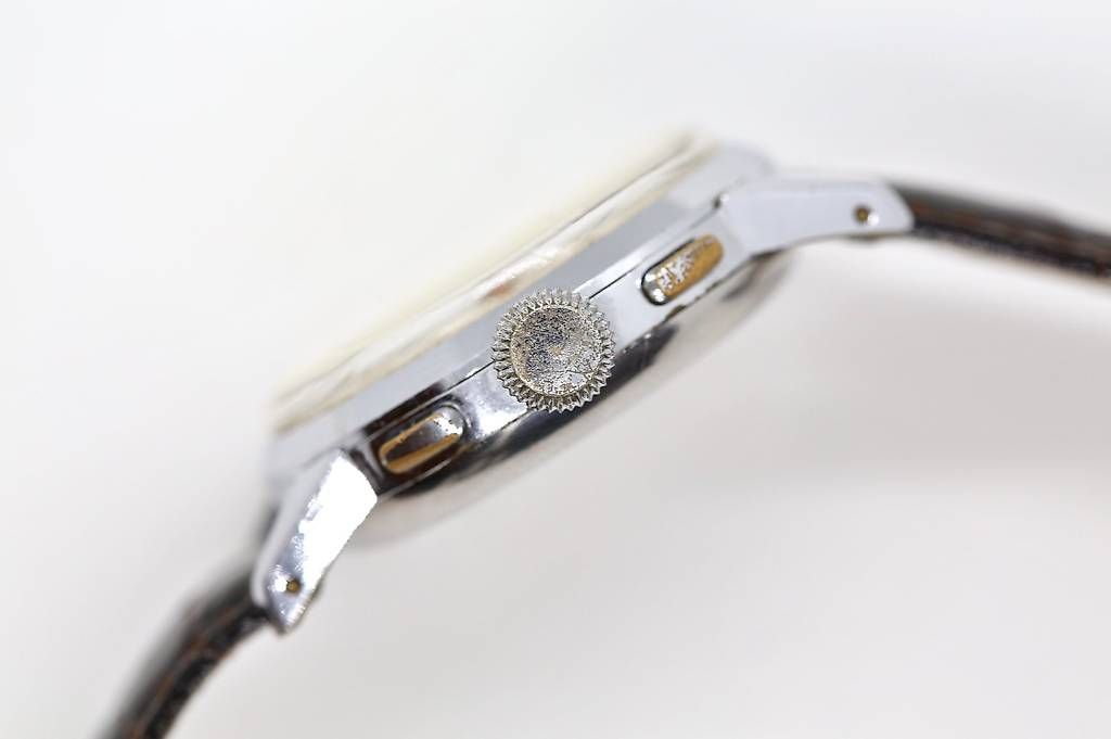 Valjoux Orologi: Hugex Chronograph Valjoux 92 – Usato da Reinach BL venduto da Han-Numismatik 1