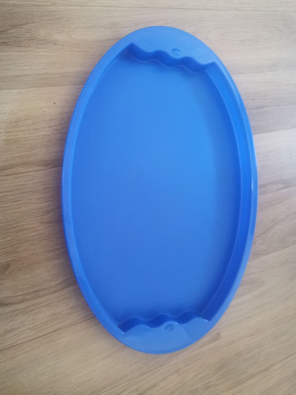 Tupperware Servierplatten: Tupperware Serviertablett, blau, oval - Top Zustand! – Neu (gemäss Beschreibung) aus Hergiswil NW von Angfri