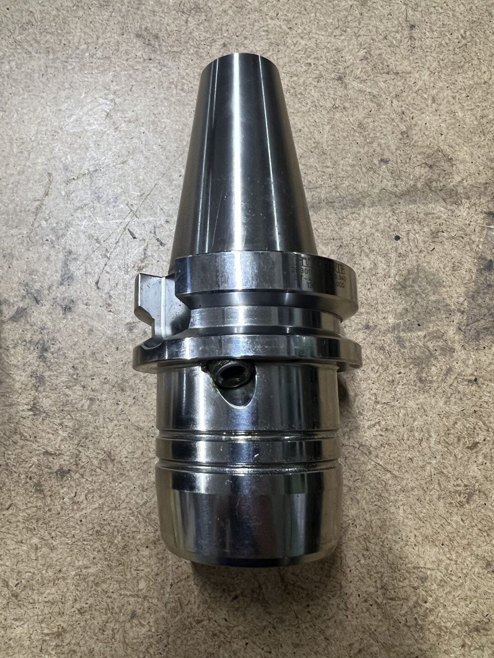 Altro per industria metallurgica: Gühring BT40 Hydro-Dehnspannfutter Set – Usato da Zuchwil venduto da dragosmd-maschinen 4