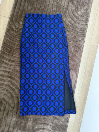 Neue Rock Zara