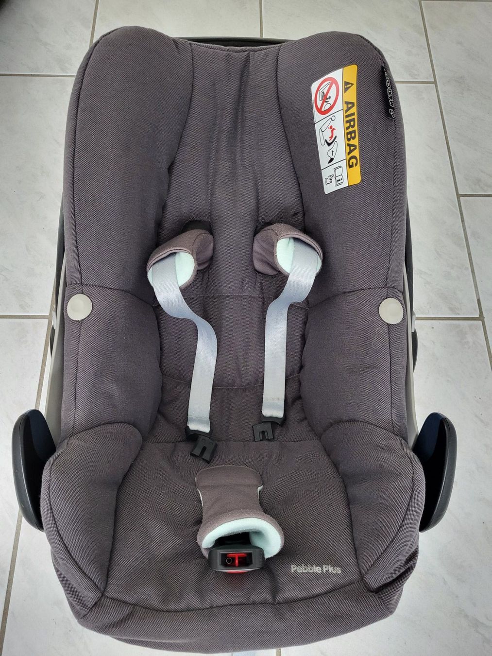 Maxi-Cosi Sièges auto: Maxi Cosi Pebble – D'occasion à Wangen ZH par caro.ber