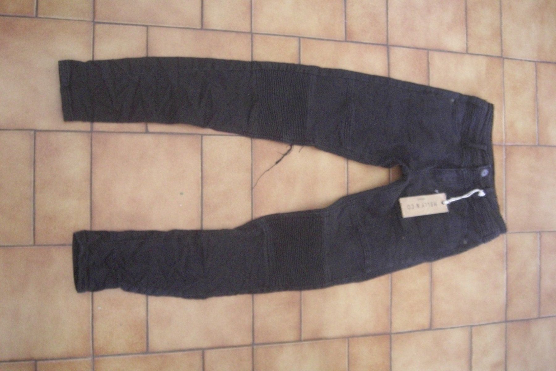 Pantaloni: Jeans noir Taille XS – Usato da Veyrier venduto da kimedovapa