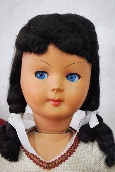 Bambole: VINTAGE PUPPE – Usato da Schaffhausen venduto da vintageville