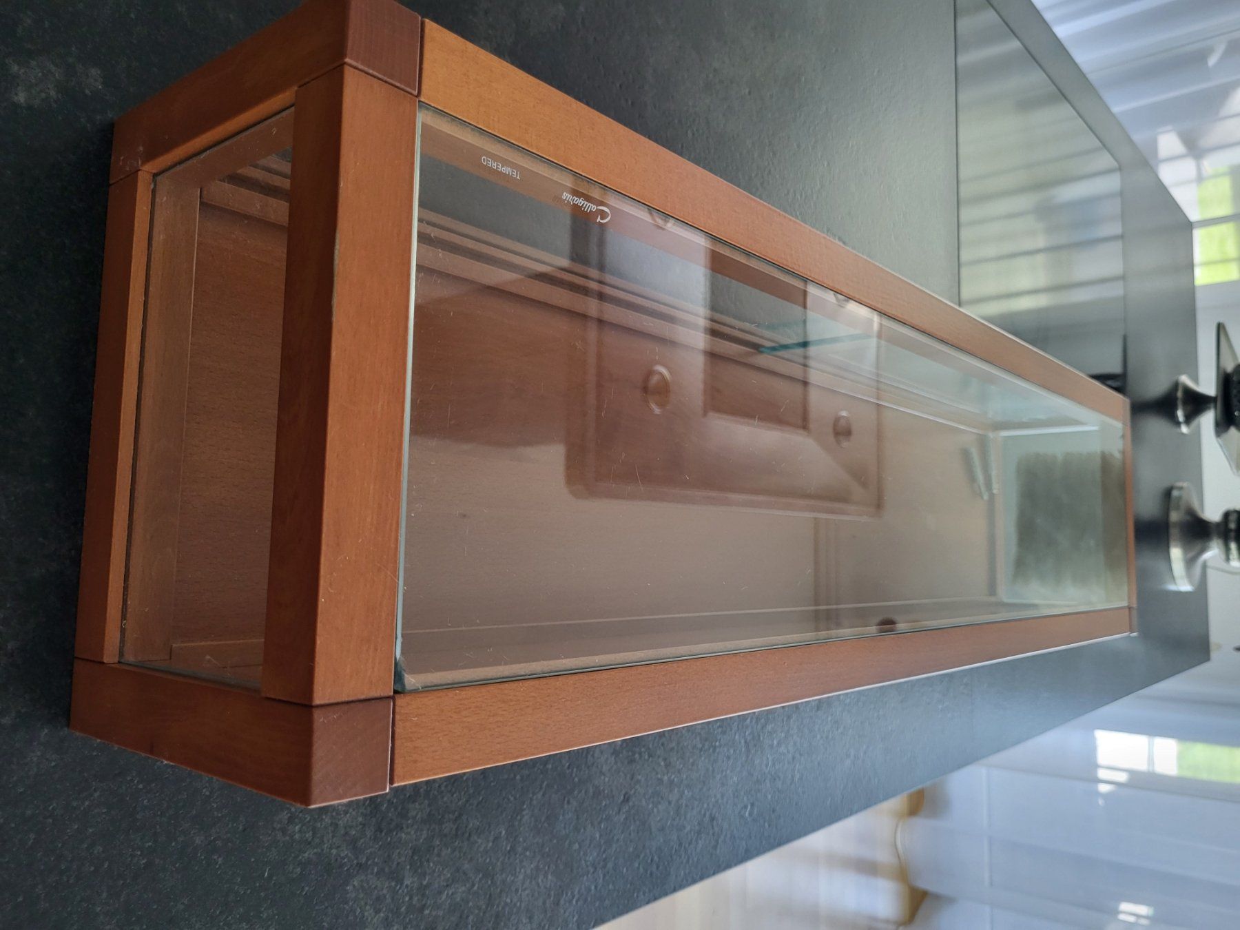 Console: Calligaris, Wandkonsole, Konsole mit Schiebeglas Kirsche – Usato da Schaffhausen venduto da Mauri1970 1