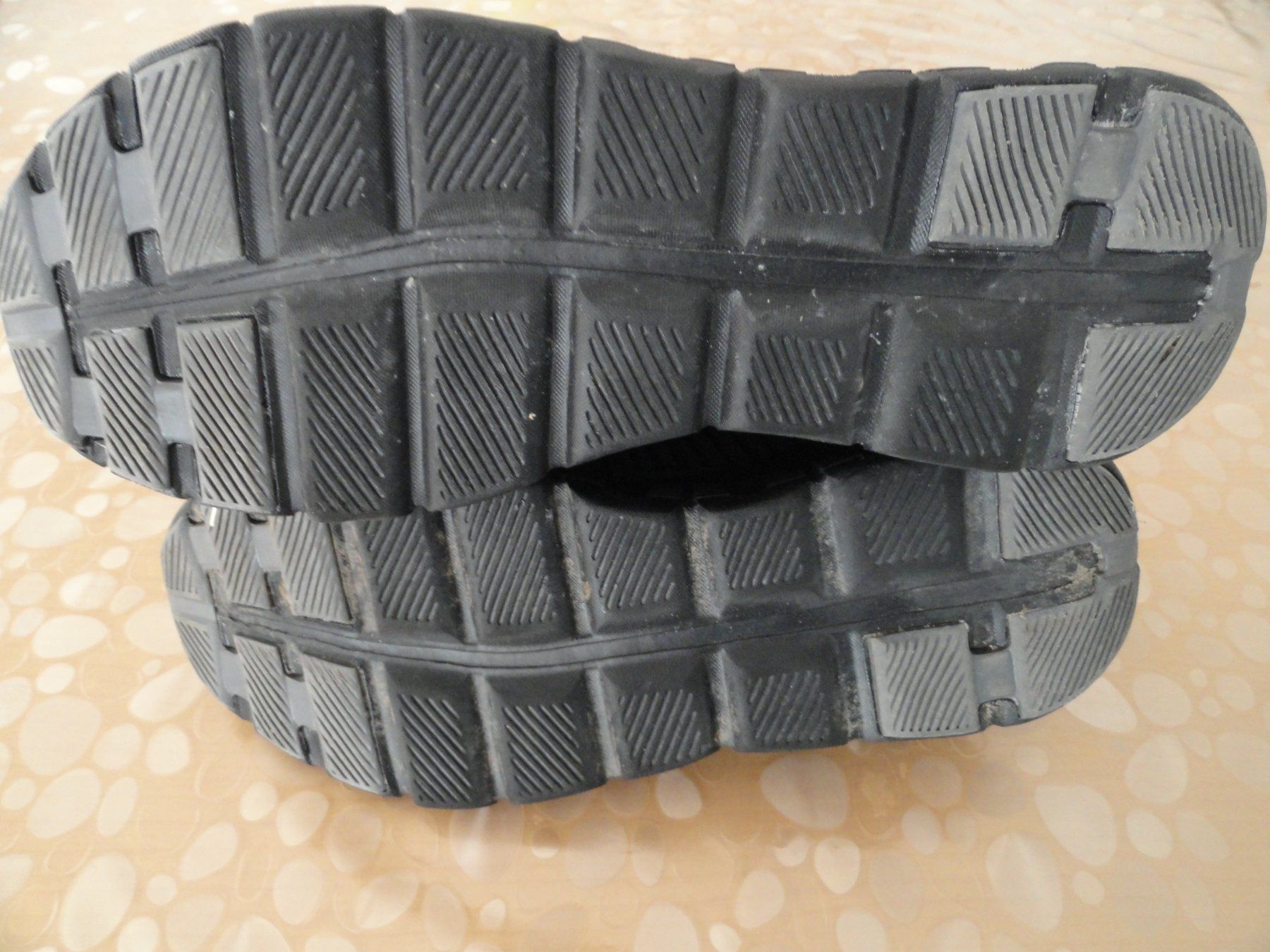 On Scarpe da donna: ON SCHUHE GR. 39 *** – Nuovo (secondo la descrizione) da Uetendorf venduto da bibibop 2