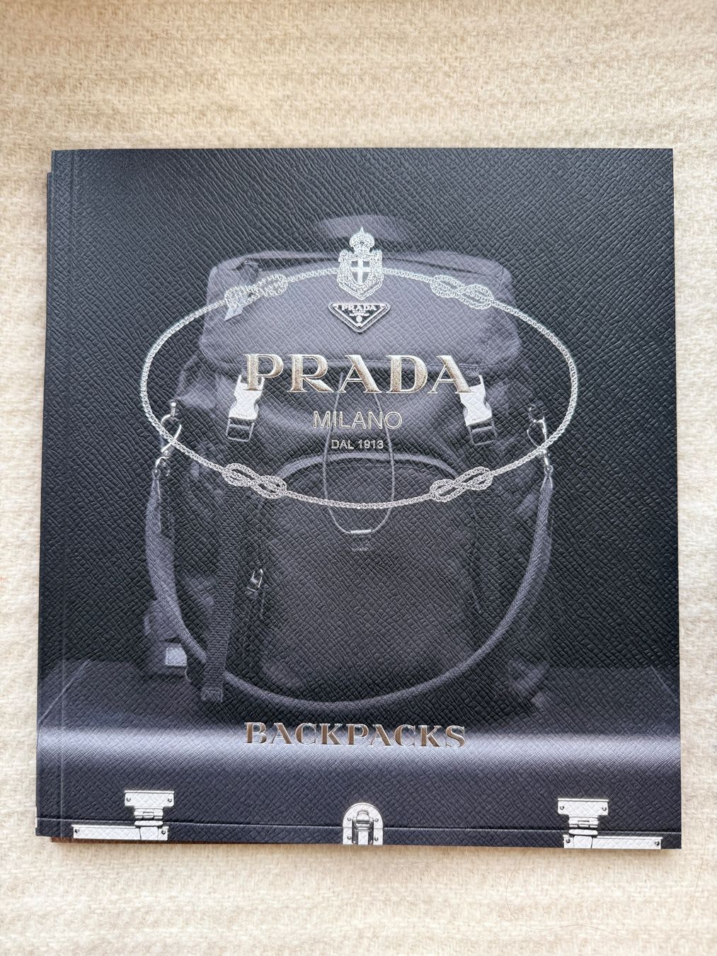 Libri: Prada – Usato da Celerina venduto da KXZ 5