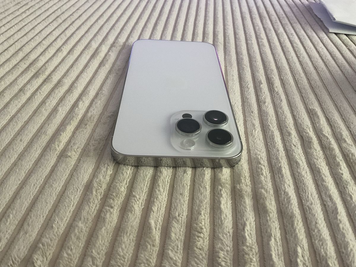 Apple Telefoni cellulari / Smartphones: Iphone 14 pro max, 128GB – Nuovo (secondo la descrizione) da Burgdorf venduto da Yannik4 4