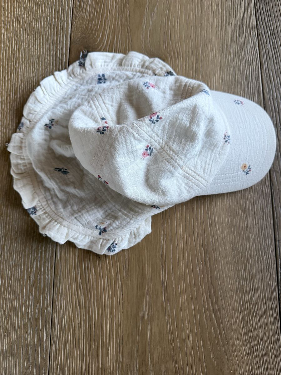 H&M Berretti & Sciarpe: Neuer Sonnenhut Grösse 62/68 – Nuovo (secondo la descrizione) da Pragg-Jenaz venduto da gobrist 1