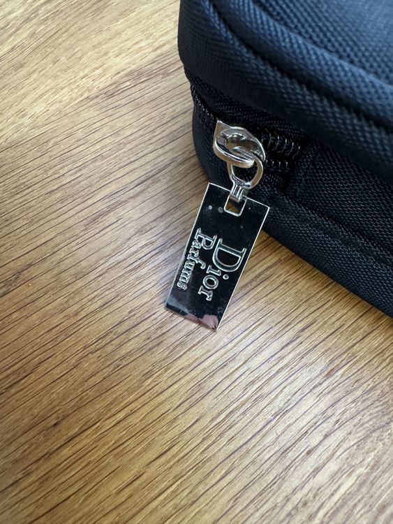 Dior Custodie per cosmetici: DIOR Necessaire - gefüllt mit Reisegrössen, Top - must have! – Nuovo e nell'imballaggio originale da Gurmels venduto da topsommer 3