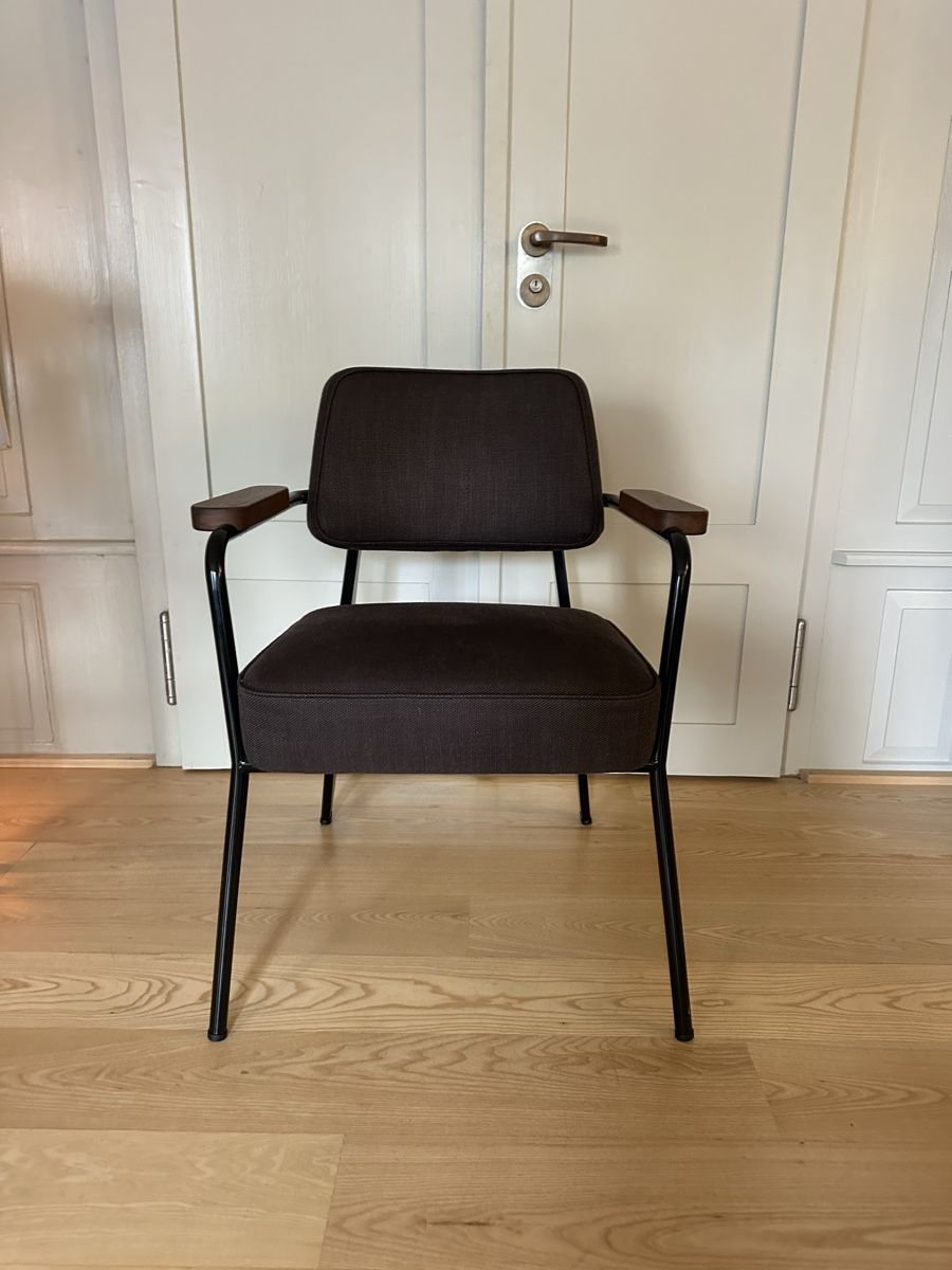 Vitra Poltrone: 4x Vitra Fauteuil Direction Armlehnstühle – Nuovo (secondo la descrizione) da Zürich venduto da OHW1992 3