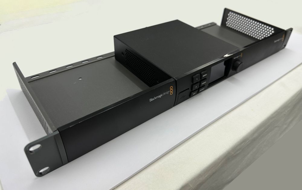 Blackmagic  Presenter HD Montagebereit als Set Kaufen auf Ricardo