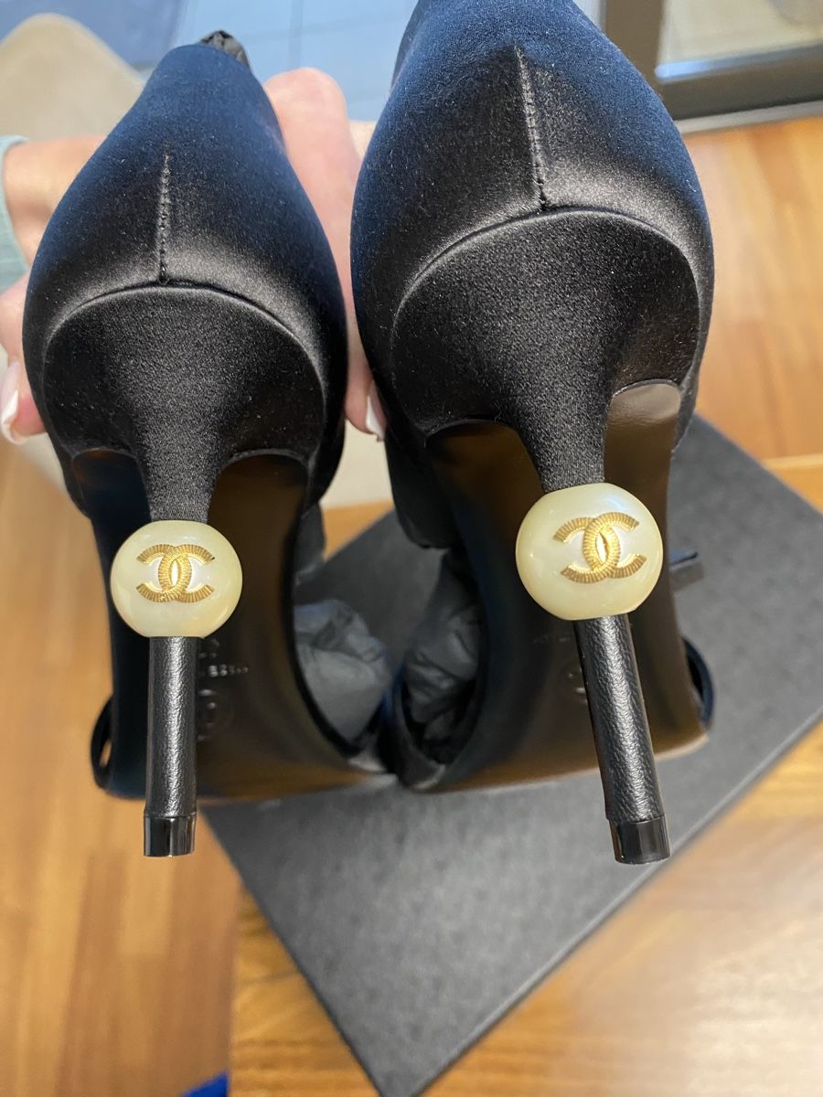 Chanel Scarpe da donna: Chanel sandals with heel – Nuovo e nell'imballaggio originale da Kilchberg ZH venduto da cruella 4