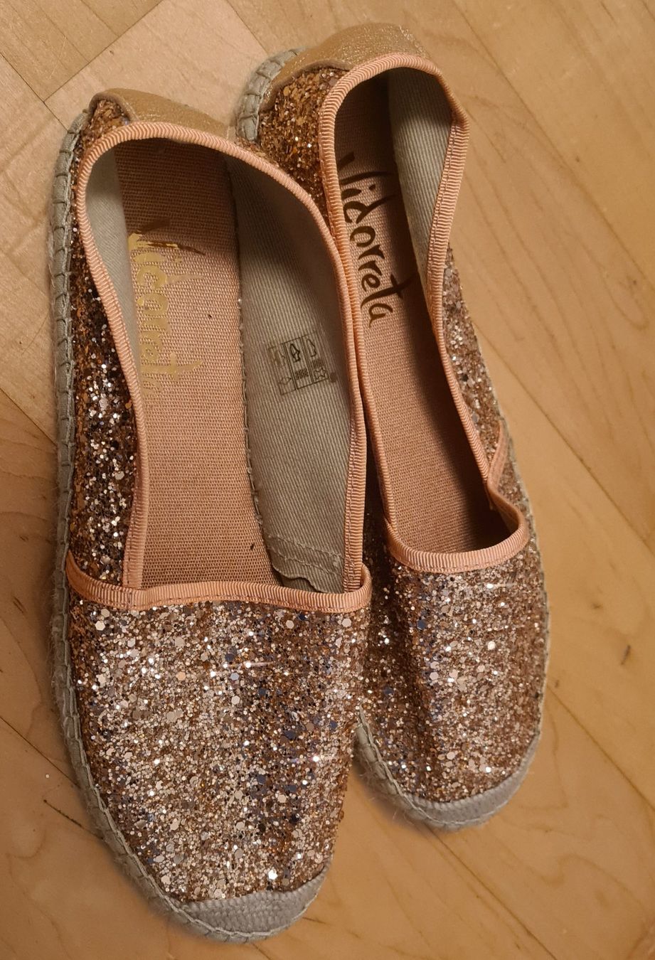 Chaussures femmes: Espadrilles – Neuf (Voir description) à Glattpark(Opfikon) par ejo_m8fr