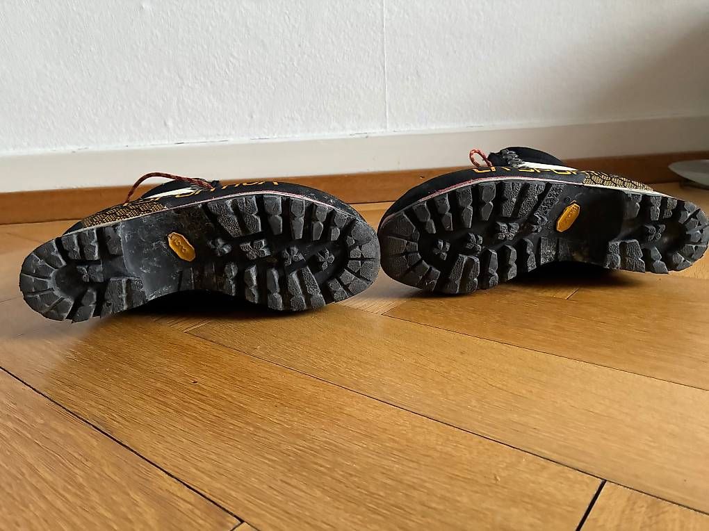 Scarpe da donna: Bergschuhe  – Usato da Bern venduto da Veronicapadurr 1