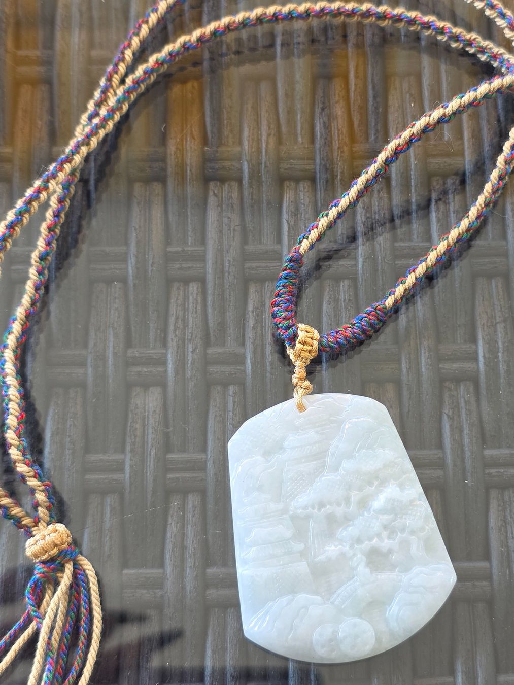 Anhänger: 💚 Jade Anhänger mit Landschaftsschnitzerei ✨ – Neu und originalverpackt aus Matzingen von Shay_Crystalz 1