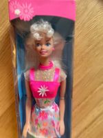 BARBIE FLOWER FUN