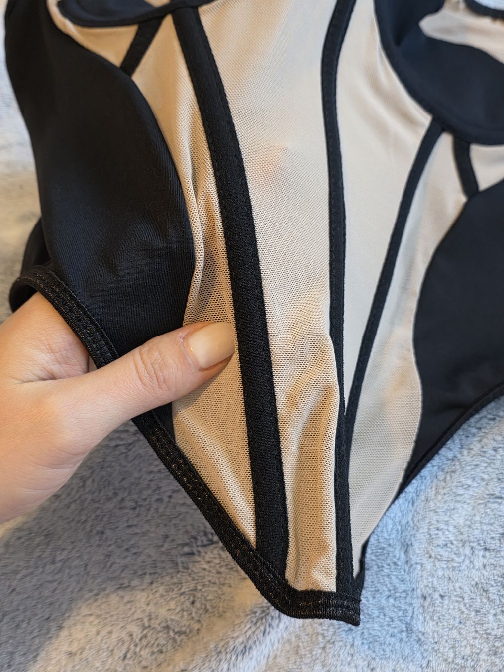 Top: Shein Body, schwarz/beige, Gr. M – Nuovo e nell'imballaggio originale da St Gallen venduto da vir_5kgt 2