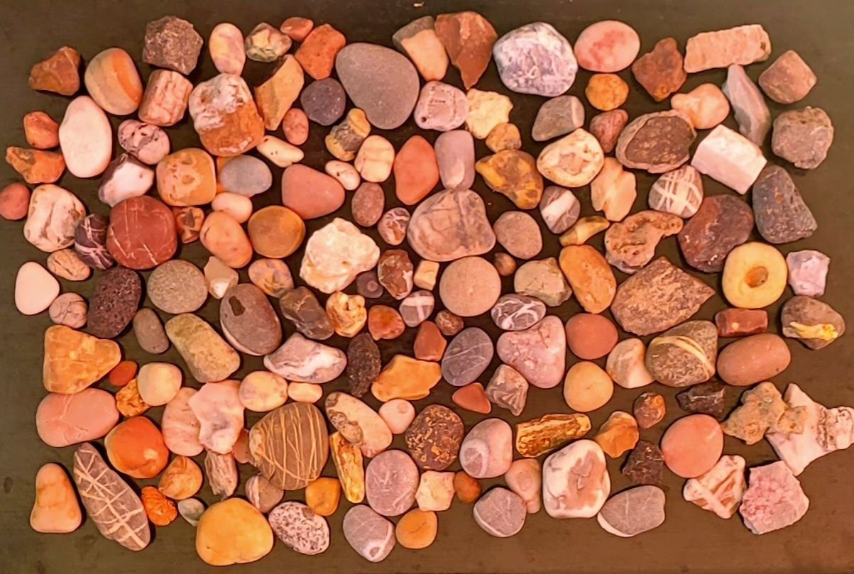 Mineralien & Heilsteine: Dekosteine aus aller Welt 1.5kg – Gebraucht aus Unterengstringen von orpheo13