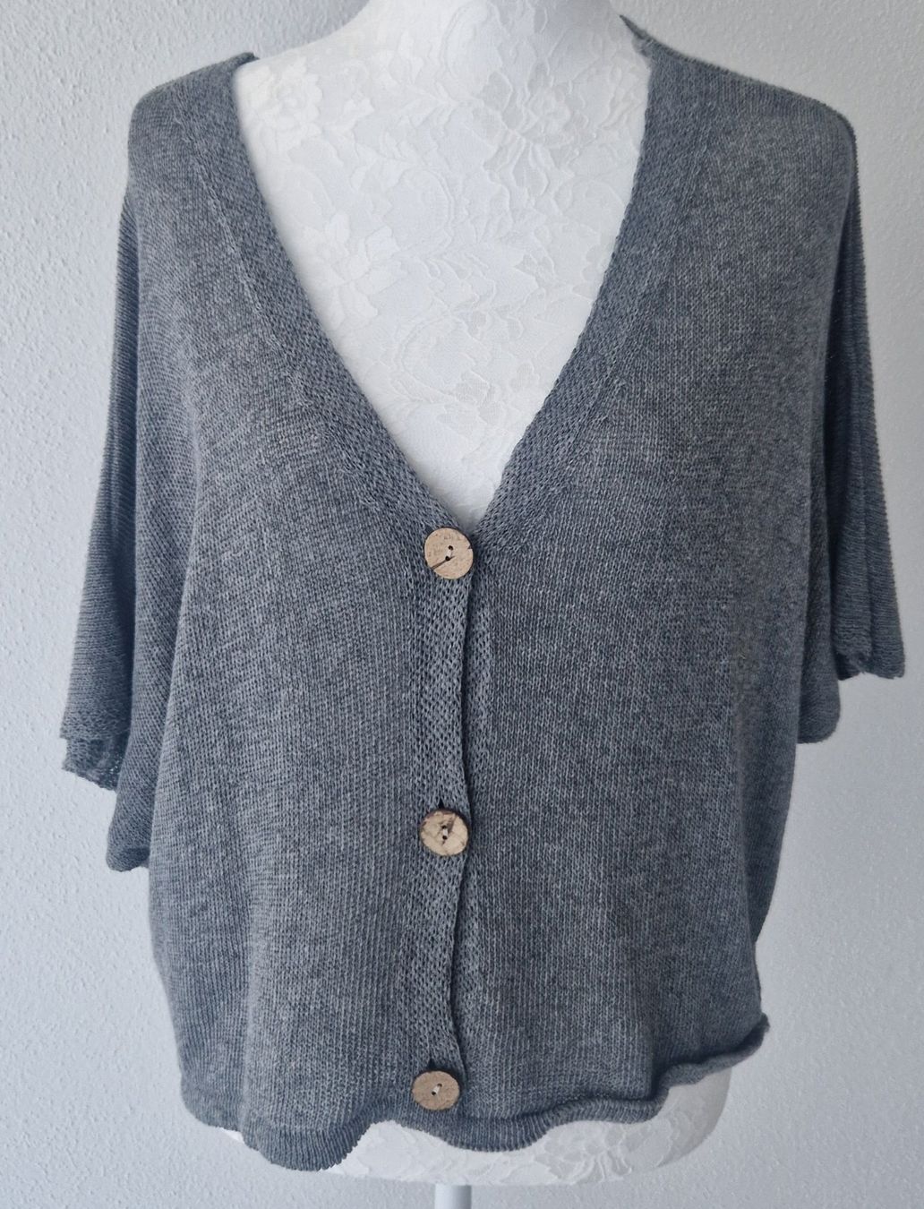 Vestes: VESTE GRIS – Neuf avec emballage d'origine à Camorino par JPHANDMADE1
