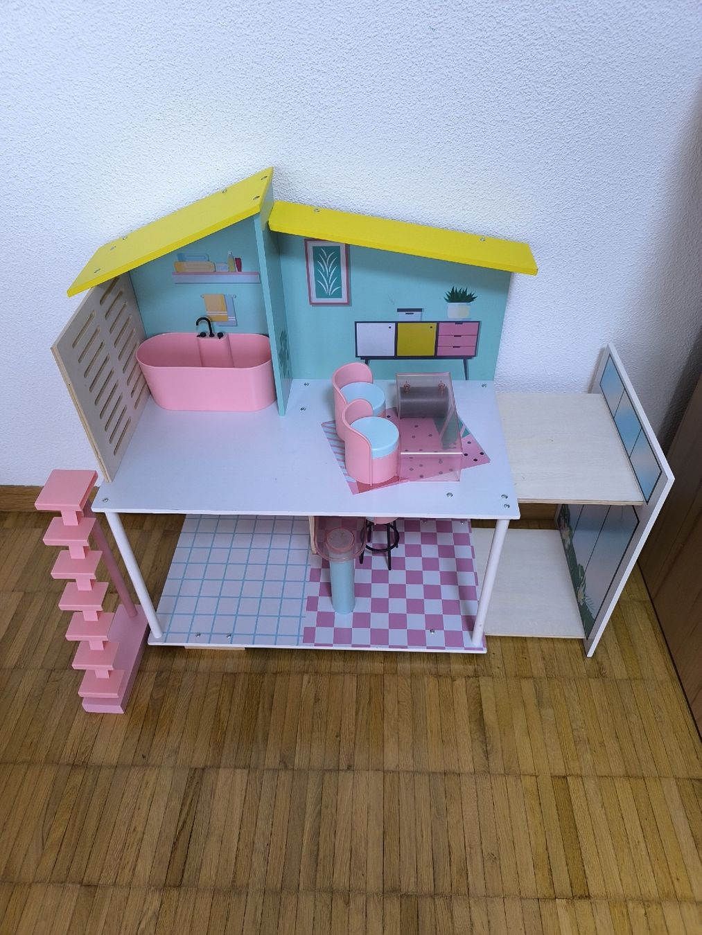 Maisons & Meubles de poupées: Puppenhaus – D'occasion à Haag (Rheintal) par _AdO_ 1