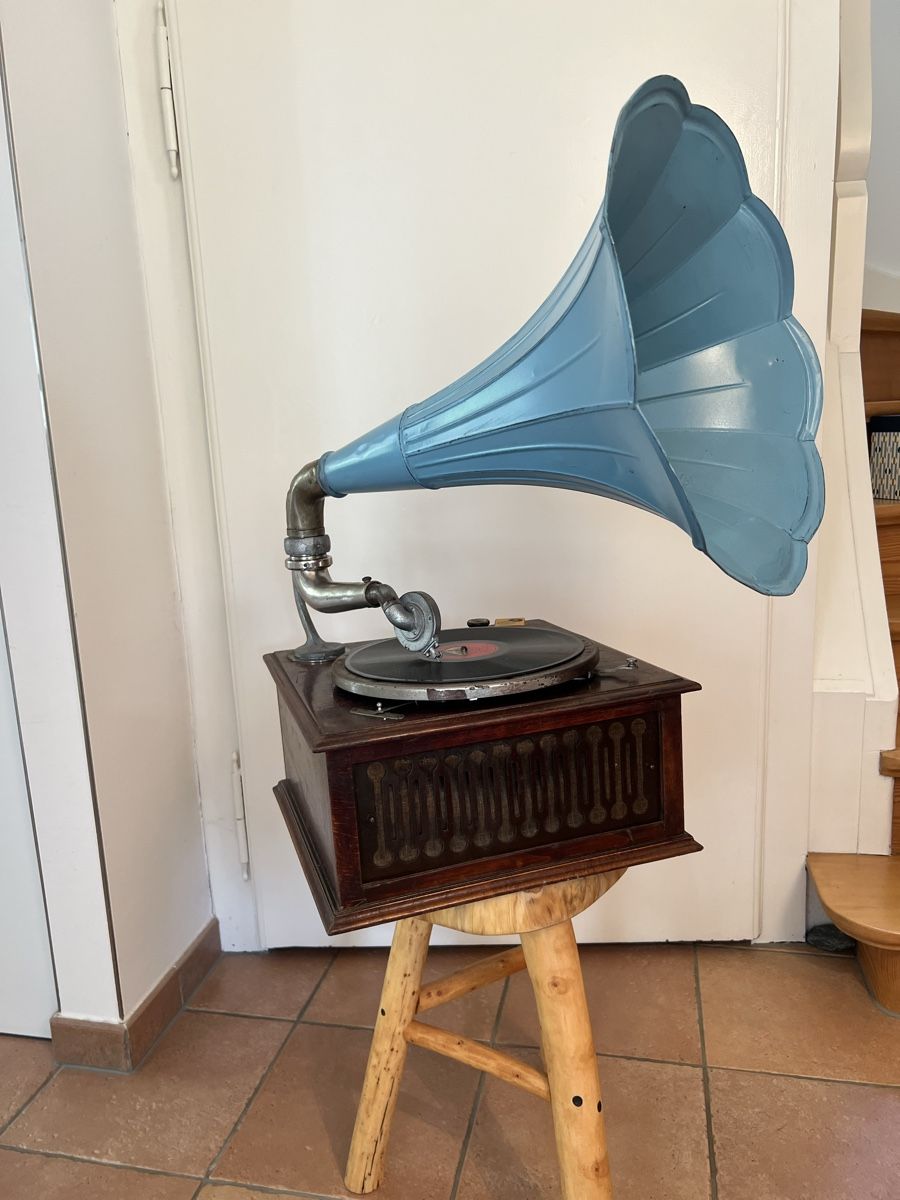 Plattenspieler: Grammophon Gramophone – Gebraucht aus Münchenstein von cor_wpw2 1