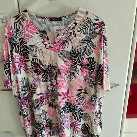 Schönes Shirt v. Frank Walder kurz Arm neu Gr. 50 Fr. 29.-
