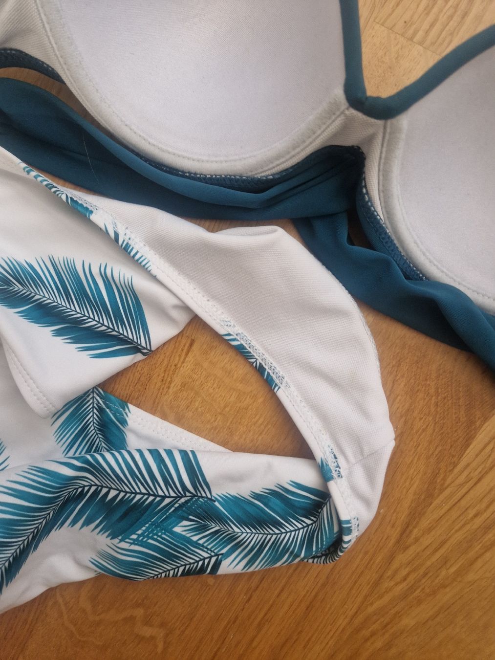 Costumi da bagno & Bikini: Bikini - Grün/Weiss - Gr M – Usato da Reinach BL venduto da Dschinni80 5