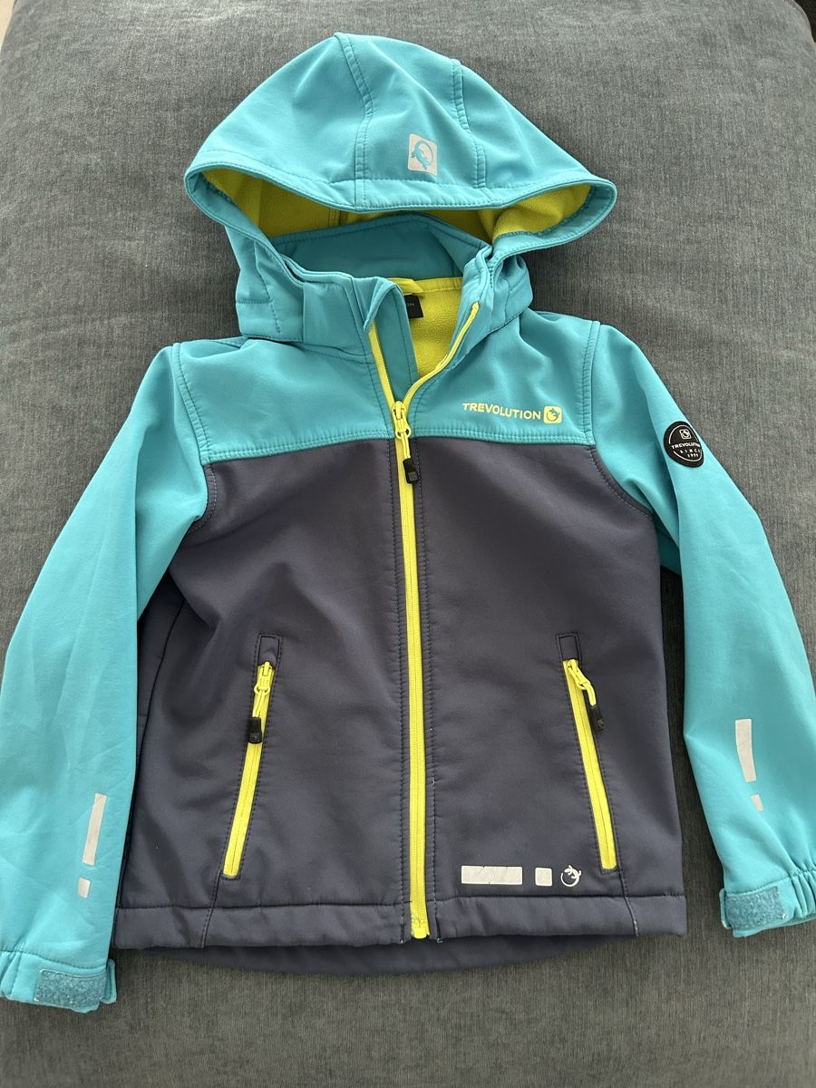 Trevolution Giacche & Cappotti: Trevolution Softshell Kinderjacke Kinder GR. 122 – Usato da Boniswil venduto da sim_7zhp