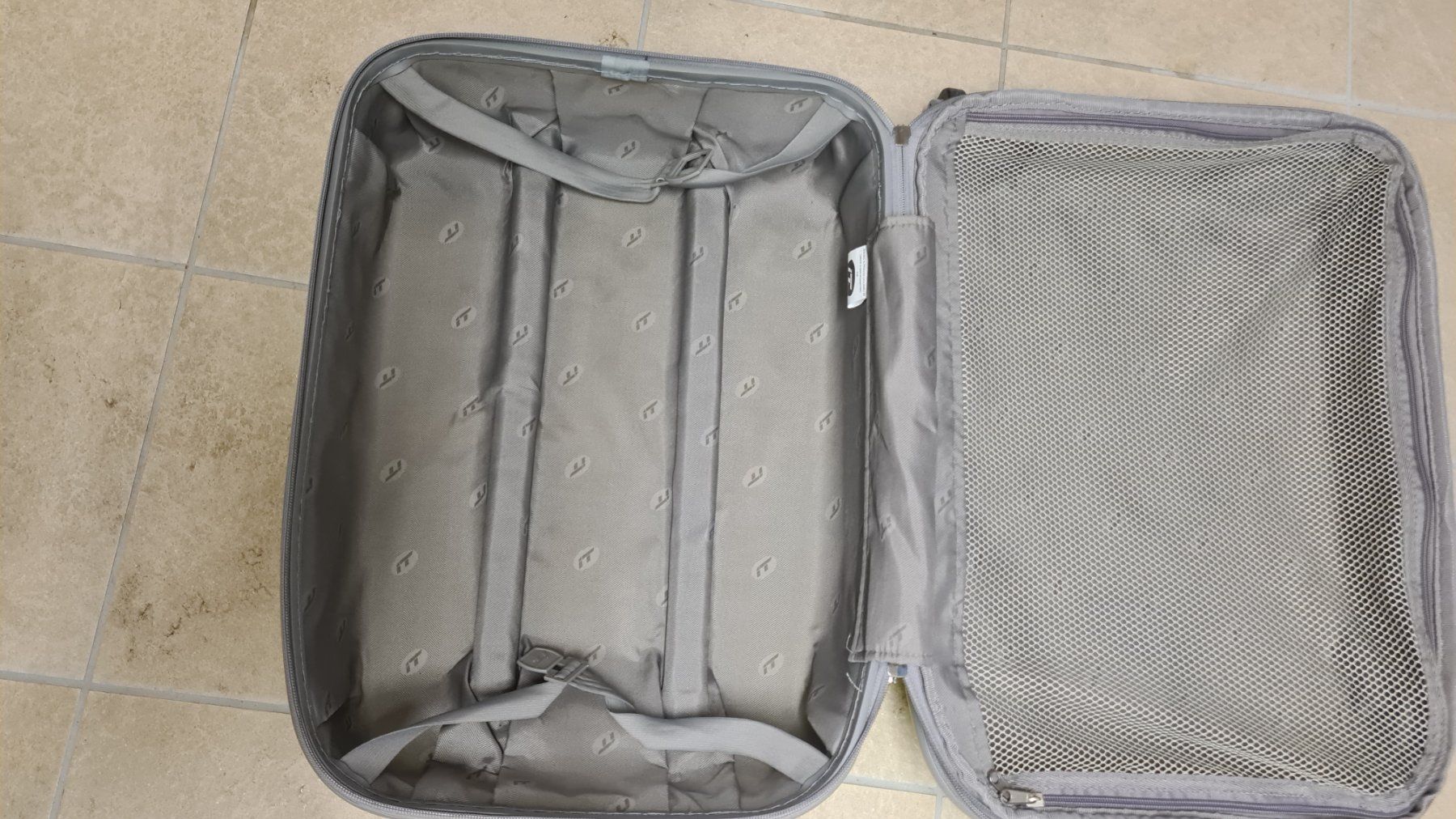 Valigie: Schallen Koffer 4 Rollen – Usato da Frutigen venduto da irene93 2