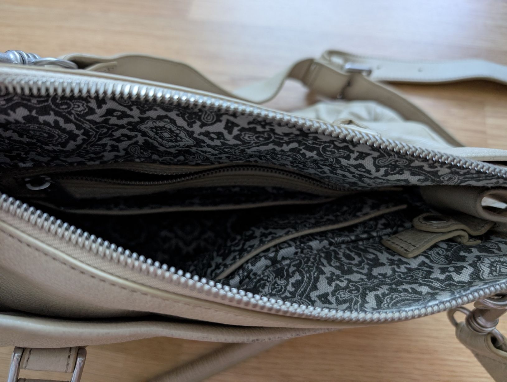 Liebeskind Sacs femmes: Lederhandtasche von Liebeskind – D'occasion à Kirchberg BE par Daniela.l.z. 1