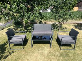 Kleineres Garten Loungeset zu verkaufen