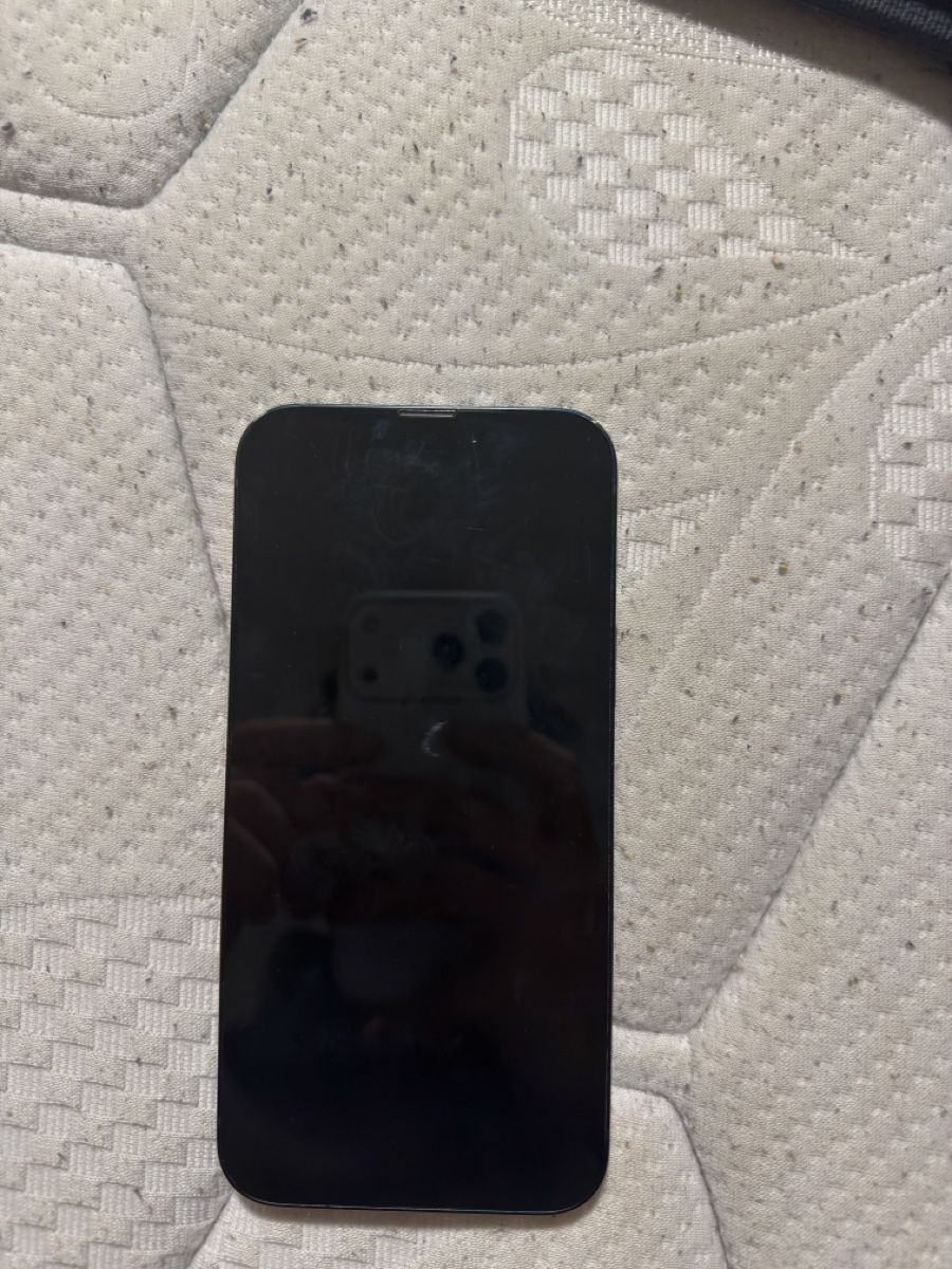 Apple Portables: iPhone 14 plus 128GB dunkelblau  – D'occasion à Liestal par oem_gcx8 1