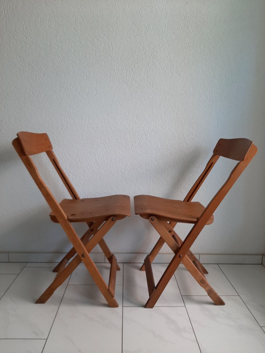Stühle: 2 Klappstühle aus Holz, vintage – Gebraucht aus St. Gallen von mimikrya 1
