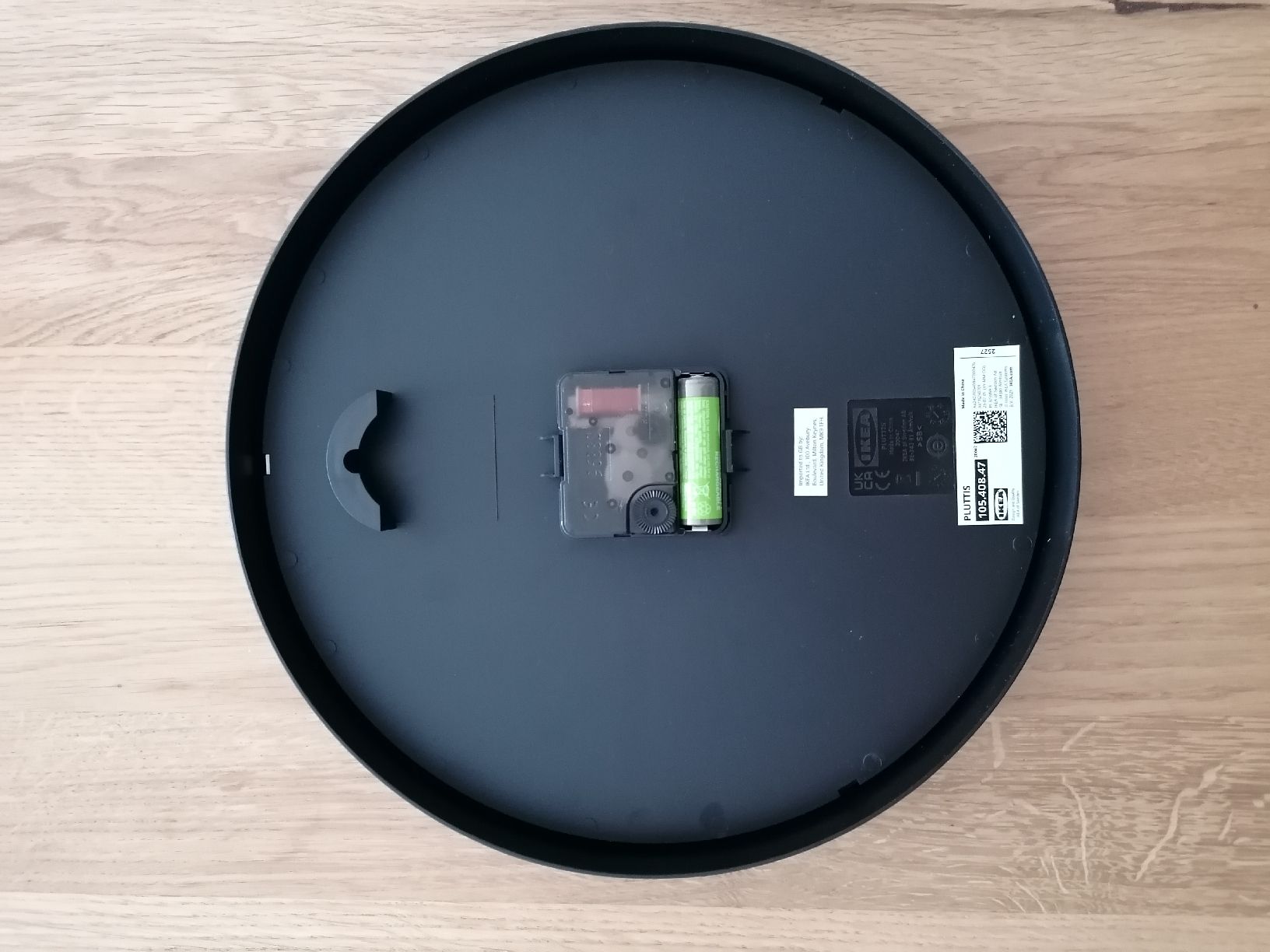Ikea Stand- & Wanduhren: IKEA PLUTTIS Wall Clock, Black, 28cm – Like New – Neu (gemäss Beschreibung) aus Zürich von thesuccessnow 2
