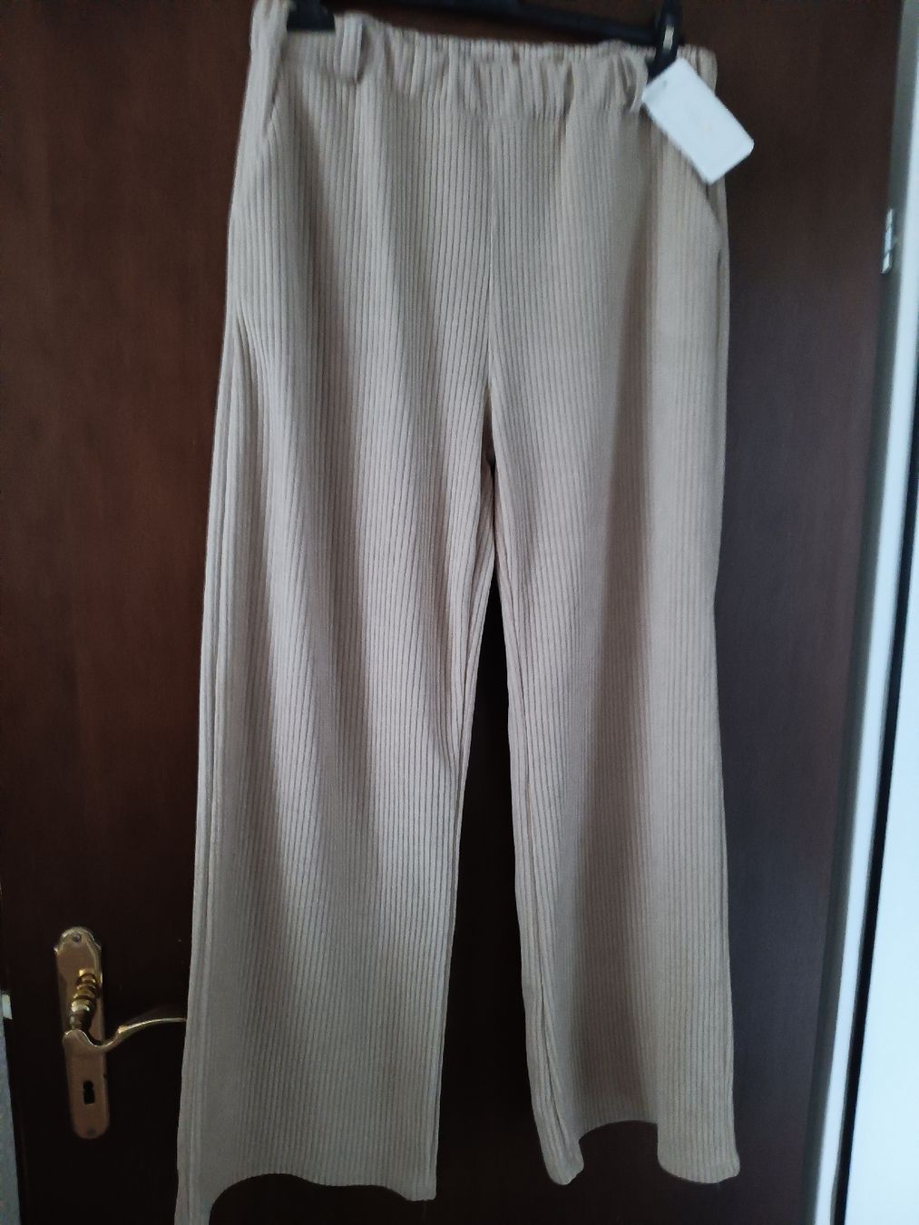 Pantaloni: tolle Top neu hose XL – Nuovo e nell'imballaggio originale da Stansstad venduto da leoni66 2
