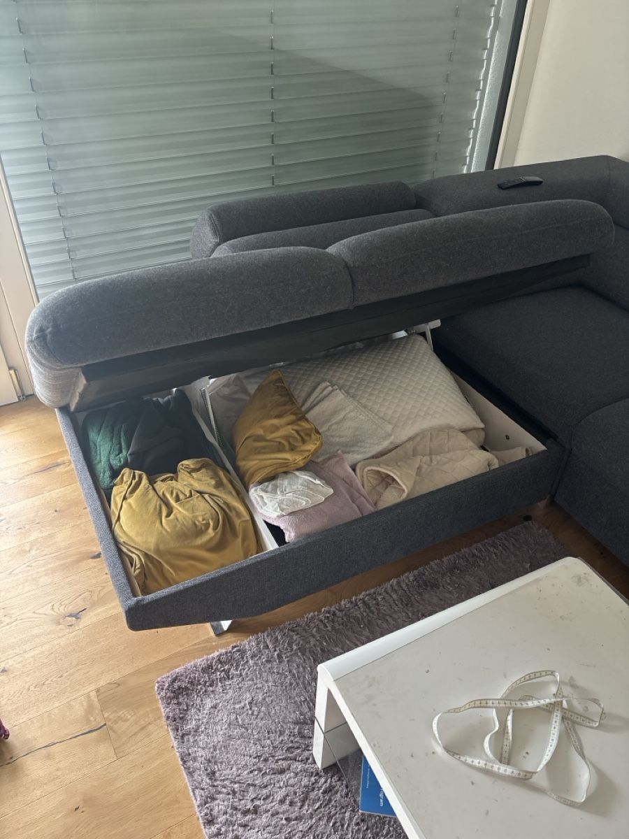 Divani: Gemütliches Ecksofa mit Schlaffunktion und Stauraum – Usato da Winterthur venduto da dze_8ll6 3