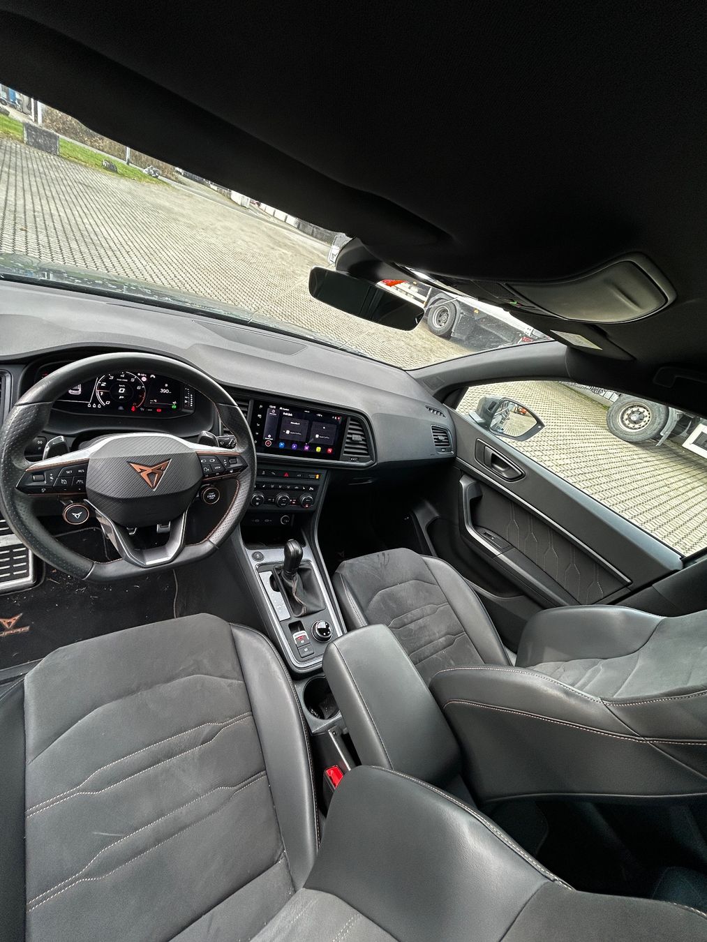 Cupra Automobili: Cupra Ateca 2.0 TSI 4Drive DSG – Usato da Glattbrugg venduto da Wo. 6