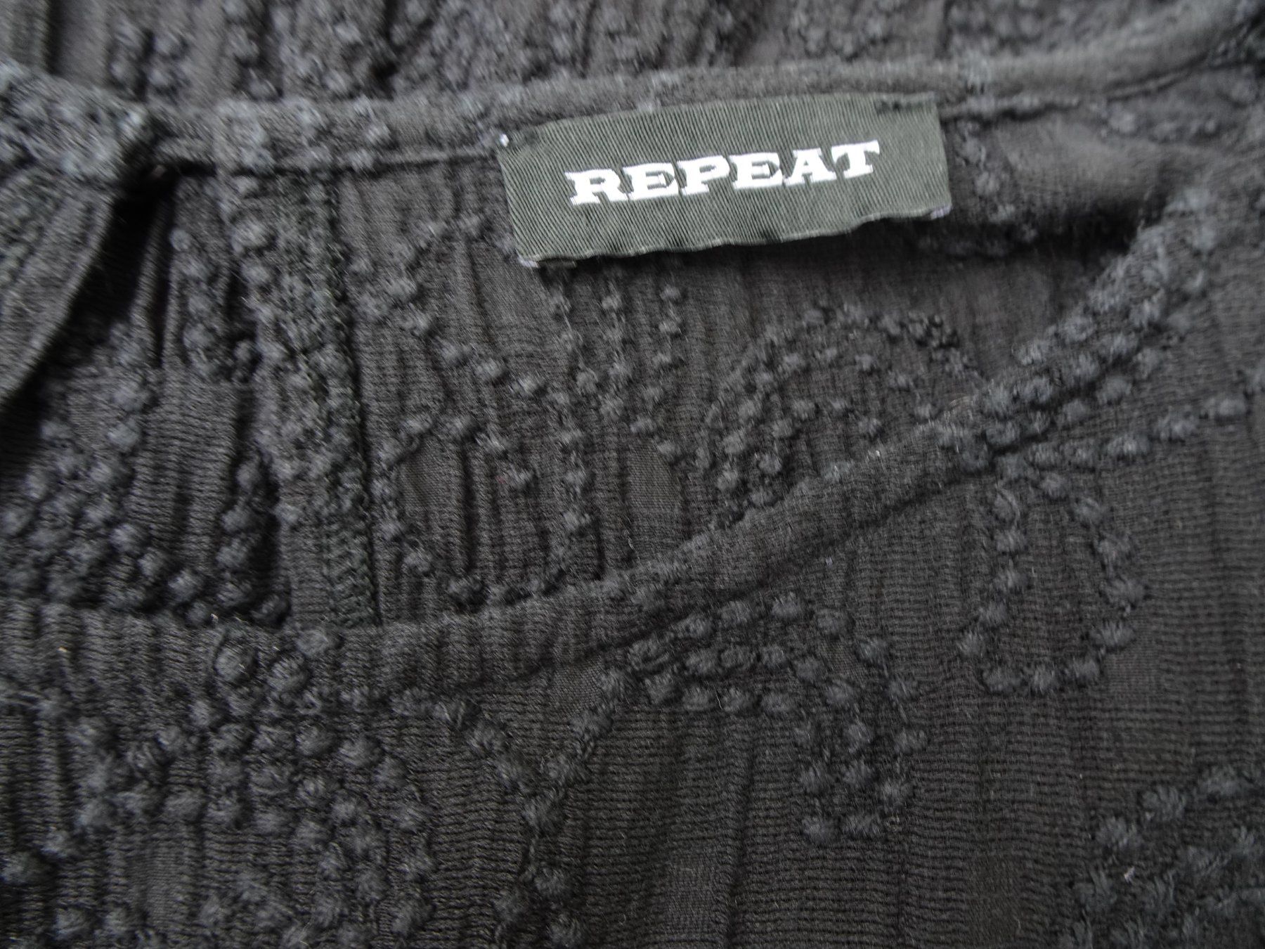 Repeat Camicette: Repeat Bluse schwarz Stufig Blumenmuster Gr 36 S – Usato da Winterthur venduto da blumeblau77 5