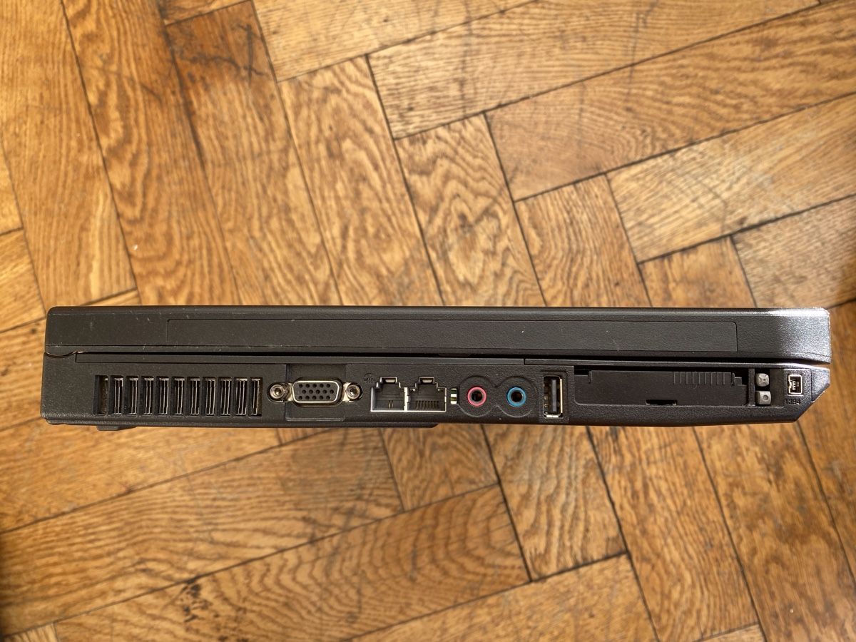 Lenovo Notebook: Laptop Thinkpad Lenovo R61 – Usato da Rorschach venduto da Fliegenflieger 4