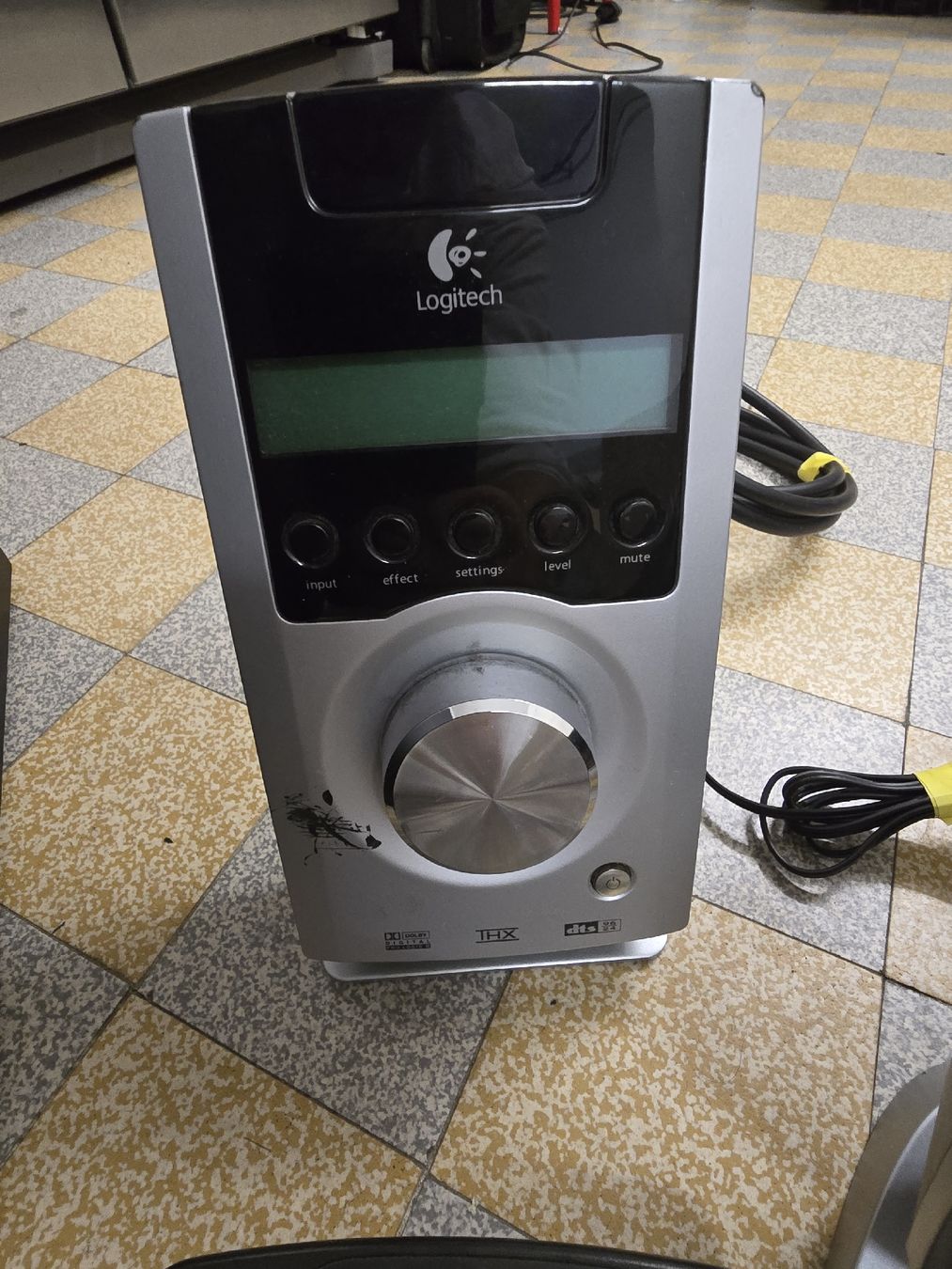 Logitech Haut-parleurs: Logitech Z5500 – D'occasion à Buchs ZH par Peter993 3