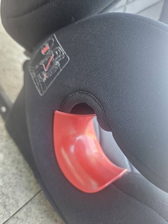 Seggiolini per auto: Autokindersitz Recaro Monza Nova – Usato da Hausen AG venduto da ZionElyas 1