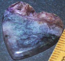 Cabochon L-1821 – Charoit Edelstein Herz 22x22mm