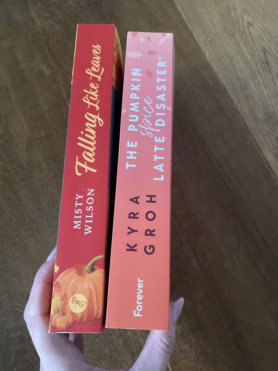 Libri: 3 Romane: Falling Like Leaves, Pumpkin Spice, Rewitched – Usato da Hämikon venduto da mic_shq2 3