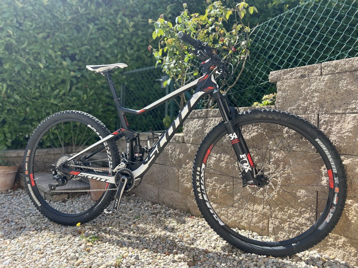 Scott Velos: VTT Scott Spark 920 carbone, taille L - Super état ! – Gebraucht aus Morges von Alexys23 3